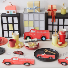 Load image into Gallery viewer, Meri Meri Fire Truck Plates
