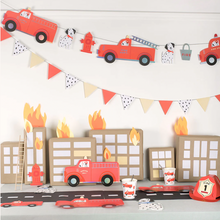 Load image into Gallery viewer, Meri Meri Fire Truck Plates
